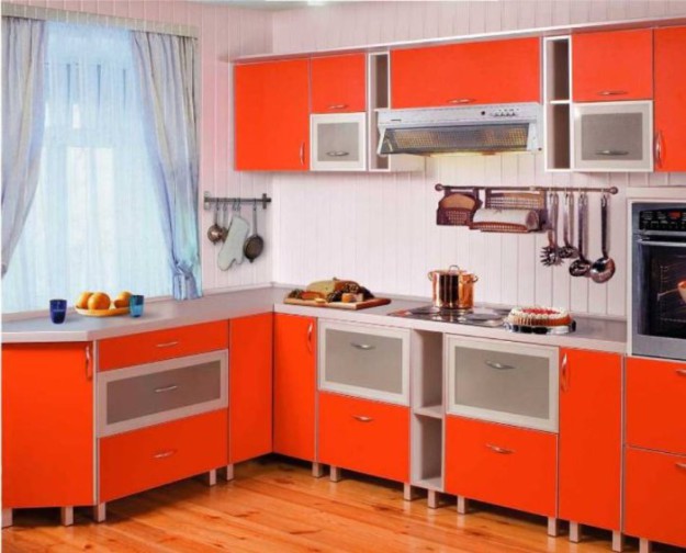 Кухня пластик угловая оранжевая