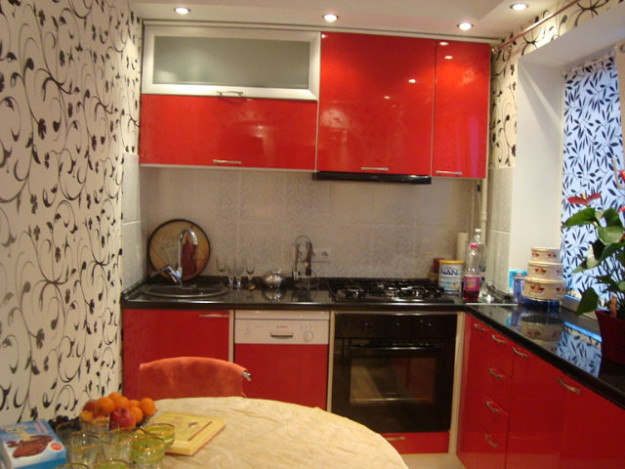 Кухня угловая глянцевая красная