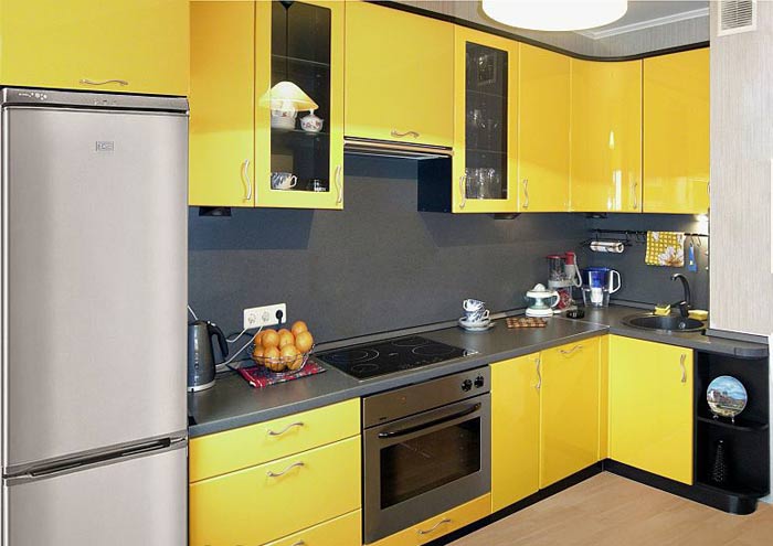 Кухня угловая желтая с подсветкой
