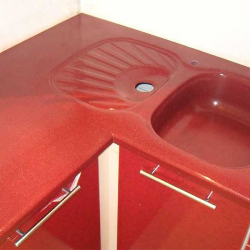 Кухонная столешница с глянцевым покрытием