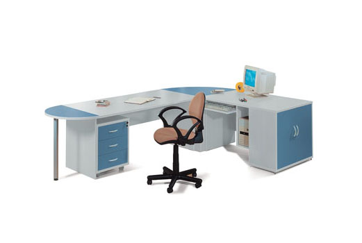 Угловой офисный стол со стулом